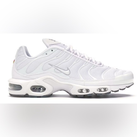 Nike Air Max Plus - Picture 1 of 2